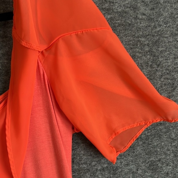 Venus Cold Shoulder Ruffle Top - Picture 5 of 10